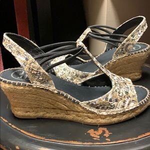 Toni Pons wedge espadrilles. EUC. Size 38 so chic and comfy